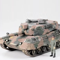 Tamiya West German Leopard A4