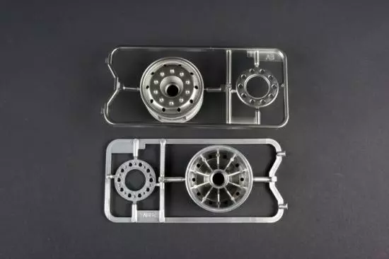 Tamiya Plated Wheels (30mm/Matt) 1 Tamiya Plated Wheels (30mm/Matt)